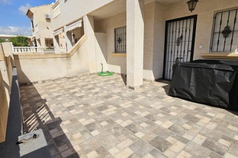 Duplex zum Verkauf in Torrevieja, Alicante, Spanien 2 Schlafzimmer, 1 m2 Nr. 183831 - Foto 3