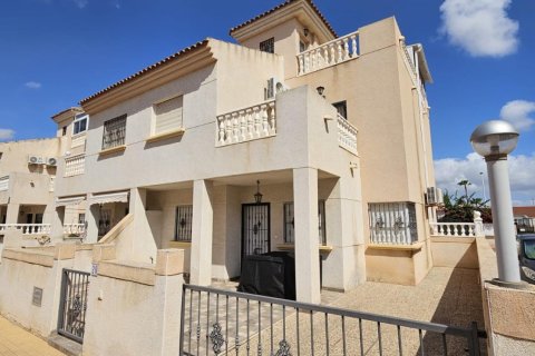 Duplex zum Verkauf in Torrevieja, Alicante, Spanien 2 Schlafzimmer, 1 m2 Nr. 183831 - Foto 2
