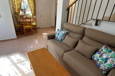 Duplex zum Verkauf in Torrevieja, Alicante, Spanien 2 Schlafzimmer, 1 m2 Nr. 183831 - Foto 10