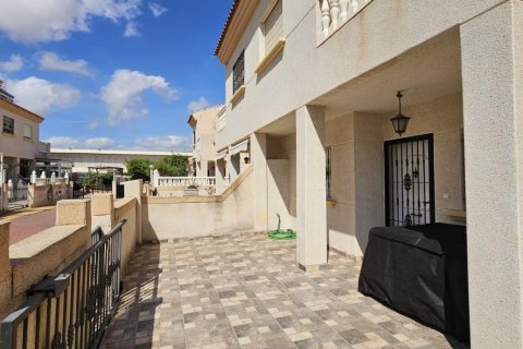 Duplex zum Verkauf in Torrevieja, Alicante, Spanien 2 Schlafzimmer, 1 m2 Nr. 183831 - Foto 4