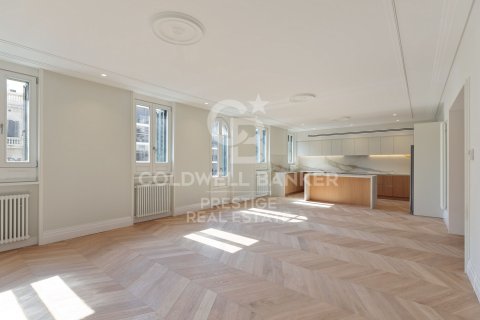 Penthouse w Barcelona, Hiszpania 3 sypialnie, 200 mkw. nr 159528 – zdjęcie 3