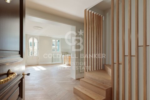 Penthouse w Barcelona, Hiszpania 3 sypialnie, 200 mkw. nr 159528 – zdjęcie 4