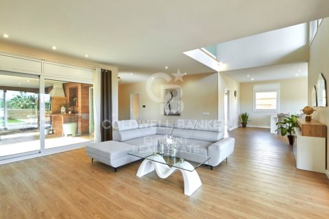 Dom w Sant Cugat Del Valles, Barcelona, Hiszpania 6 sypialni, 1046 mkw. nr 159526 – zdjęcie 14