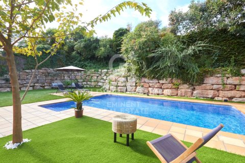 Dom w Sant Cugat Del Valles, Barcelona, Hiszpania 6 sypialni, 1046 mkw. nr 159526 – zdjęcie 3