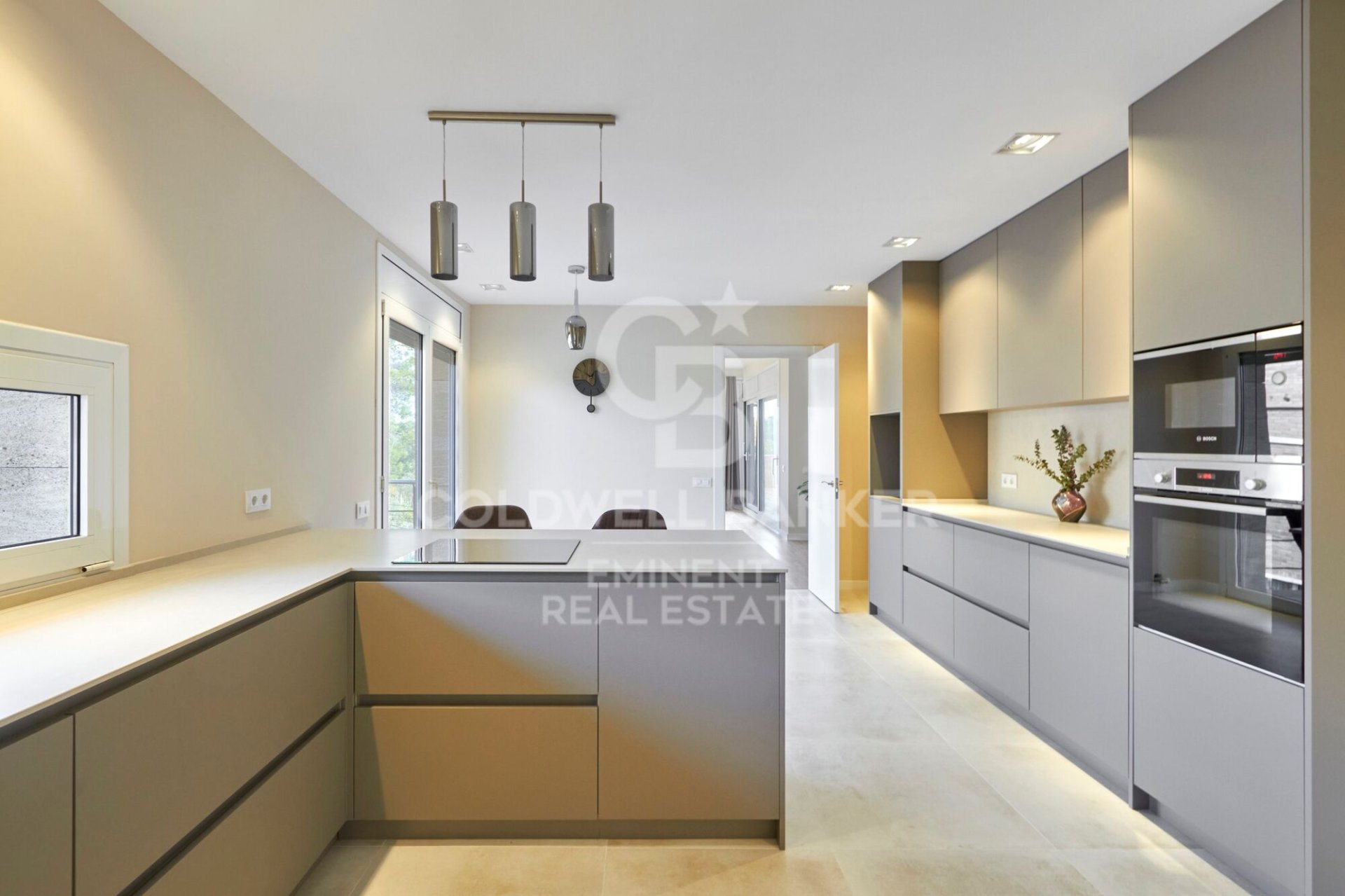 Dom w Sant Cugat Del Valles, Barcelona, Hiszpania 6 sypialni, 1046 mkw. nr 159526