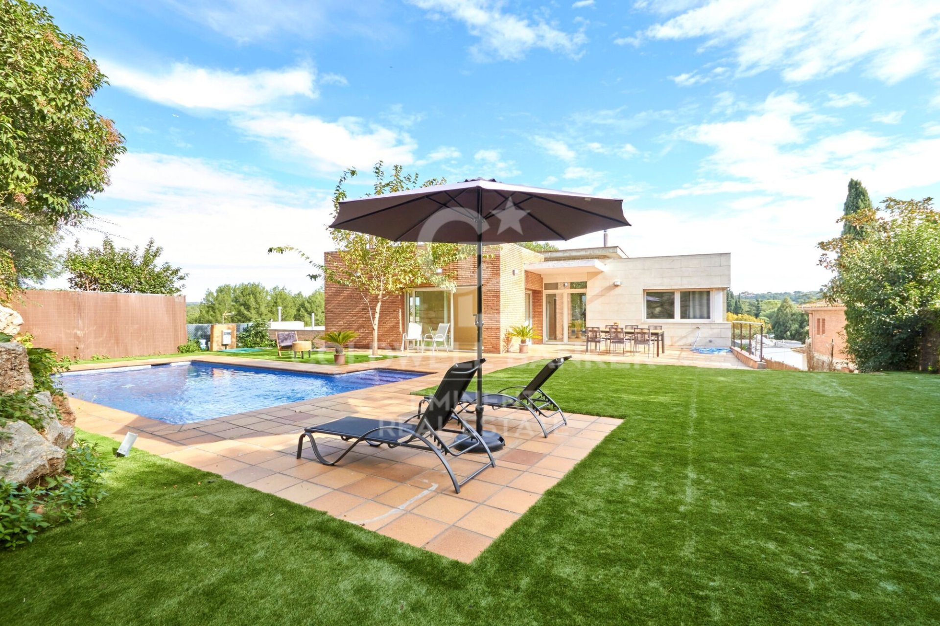 Dom w Sant Cugat Del Valles, Barcelona, Hiszpania 6 sypialni, 1046 mkw. nr 159526