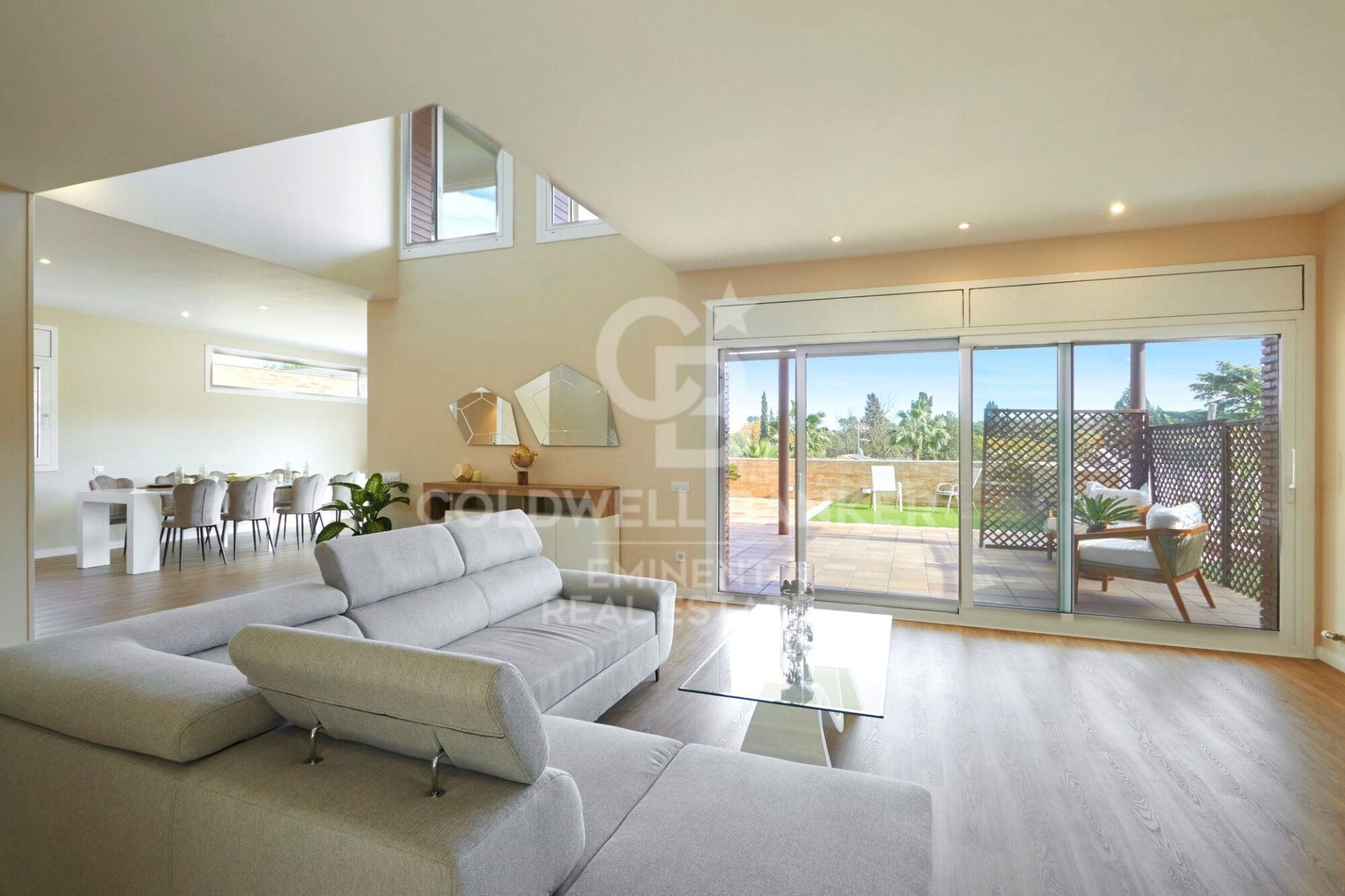 Dom w Sant Cugat Del Valles, Barcelona, Hiszpania 6 sypialni, 1046 mkw. nr 159526