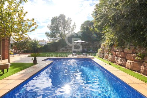 Dom w Sant Cugat Del Valles, Barcelona, Hiszpania 6 sypialni, 1046 mkw. nr 159526 – zdjęcie 2