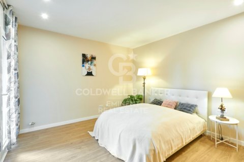 Dom w Sant Cugat Del Valles, Barcelona, Hiszpania 6 sypialni, 1046 mkw. nr 159526 – zdjęcie 23