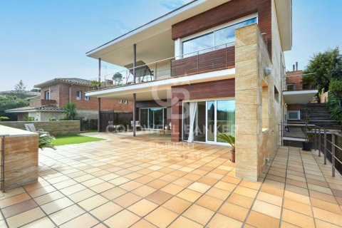 Dom w Sant Cugat Del Valles, Barcelona, Hiszpania 6 sypialni, 1046 mkw. nr 159526 – zdjęcie 11