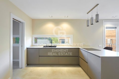 Dom w Sant Cugat Del Valles, Barcelona, Hiszpania 6 sypialni, 1046 mkw. nr 159526 – zdjęcie 19