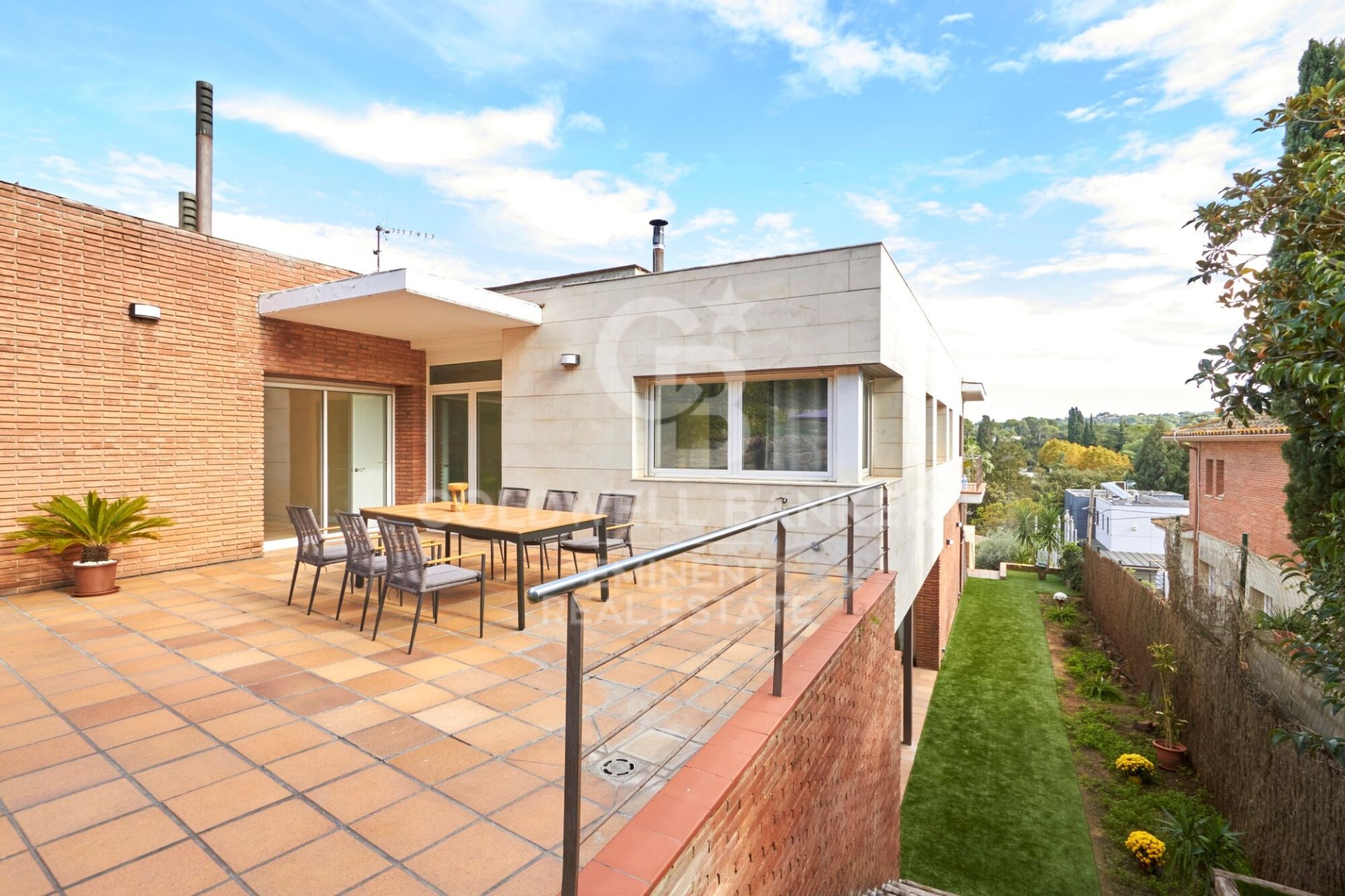 Dom w Sant Cugat Del Valles, Barcelona, Hiszpania 6 sypialni, 1046 mkw. nr 159526