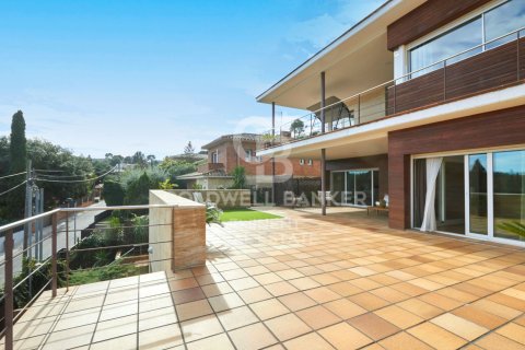 Dom w Sant Cugat Del Valles, Barcelona, Hiszpania 6 sypialni, 1046 mkw. nr 159526 – zdjęcie 10