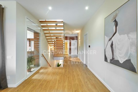 Dom w Sant Cugat Del Valles, Barcelona, Hiszpania 6 sypialni, 1046 mkw. nr 159526 – zdjęcie 21