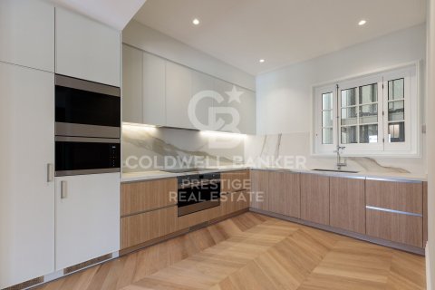 Penthouse for sale in Barcelona, Spain 3 bedrooms, 220 sq.m. No. 159529 - photo 5