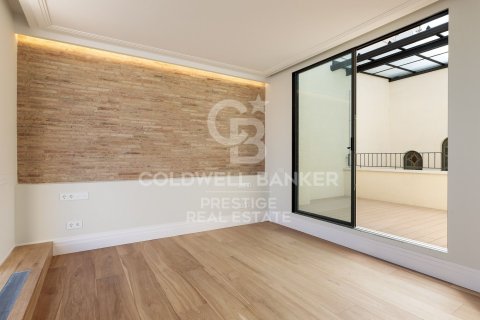 Penthouse for sale in Barcelona, Spain 3 bedrooms, 220 sq.m. No. 159529 - photo 9