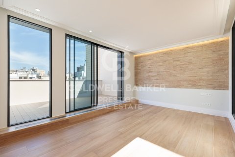 Penthouse for sale in Barcelona, Spain 3 bedrooms, 220 sq.m. No. 159529 - photo 8