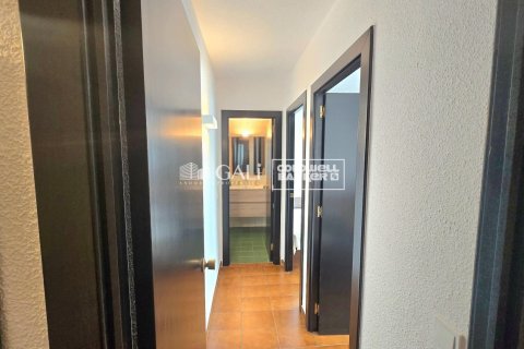 Penthouse à louer à Principado De Andorra (Ninguna Poblacion Tiene C.P.), Lleida, Espagne, 4 chambres, 100 m2 No. 179197 - photo 16