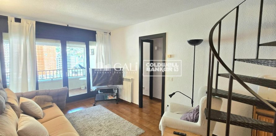 Penthouse à Principado De Andorra (Ninguna Poblacion Tiene C.P.), Lleida, Espagne 4 chambres, 100 m2 No. 179197