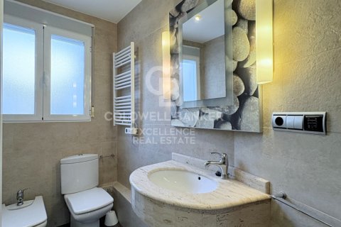 Appartamento in affitto a Valencia, Spagna 3 camere da letto, 113 mq. N° 179200 - foto 16