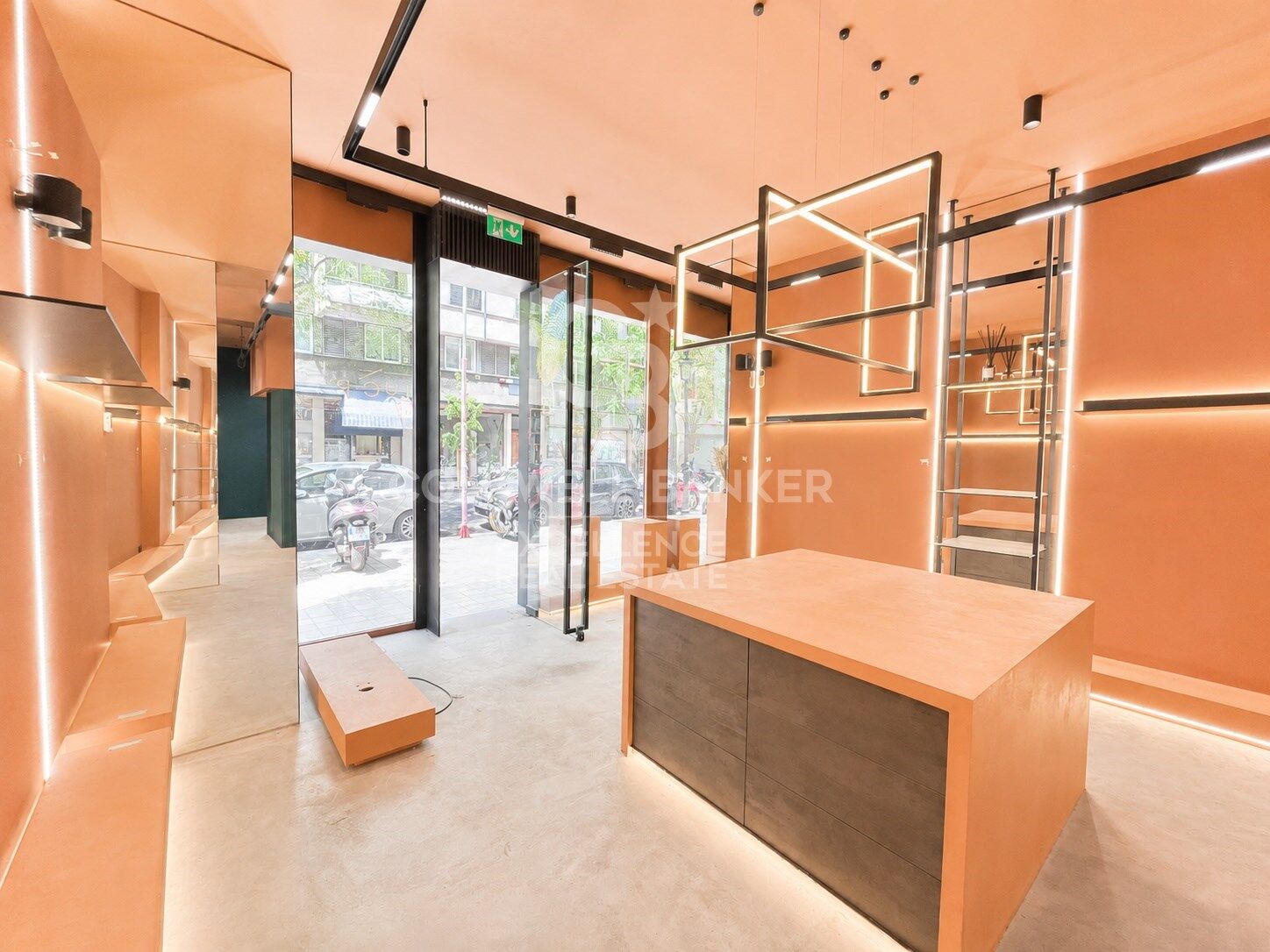 Liikekiinteistö Valencia, Espanja 105 m2 No. 179203