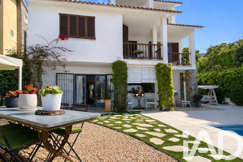 Casa in vendita a Vilassar de Dalt, Barcelona, Spagna 6 camere da letto, 346 mq. N° 172612 - foto 12
