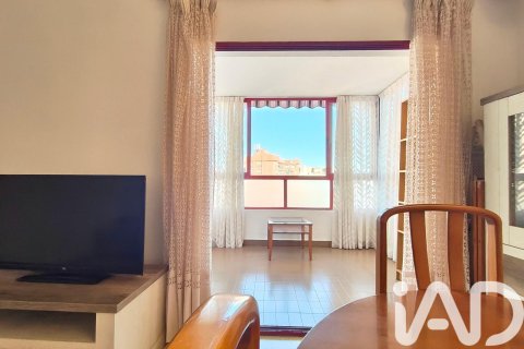 Apartment for sale in Alicante, Spain 3 bedrooms, 131 sq.m. No. 172616 - photo 4