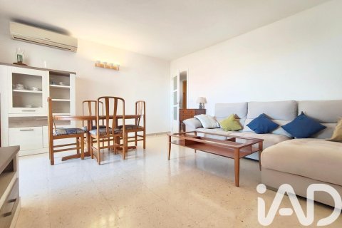 Apartment for sale in Alicante, Spain 3 bedrooms, 131 sq.m. No. 172616 - photo 1