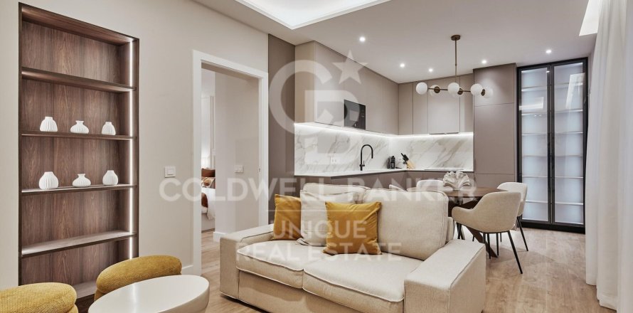 Apartment à Madrid, Espagne 2 chambres, 80 m2 No. 179146