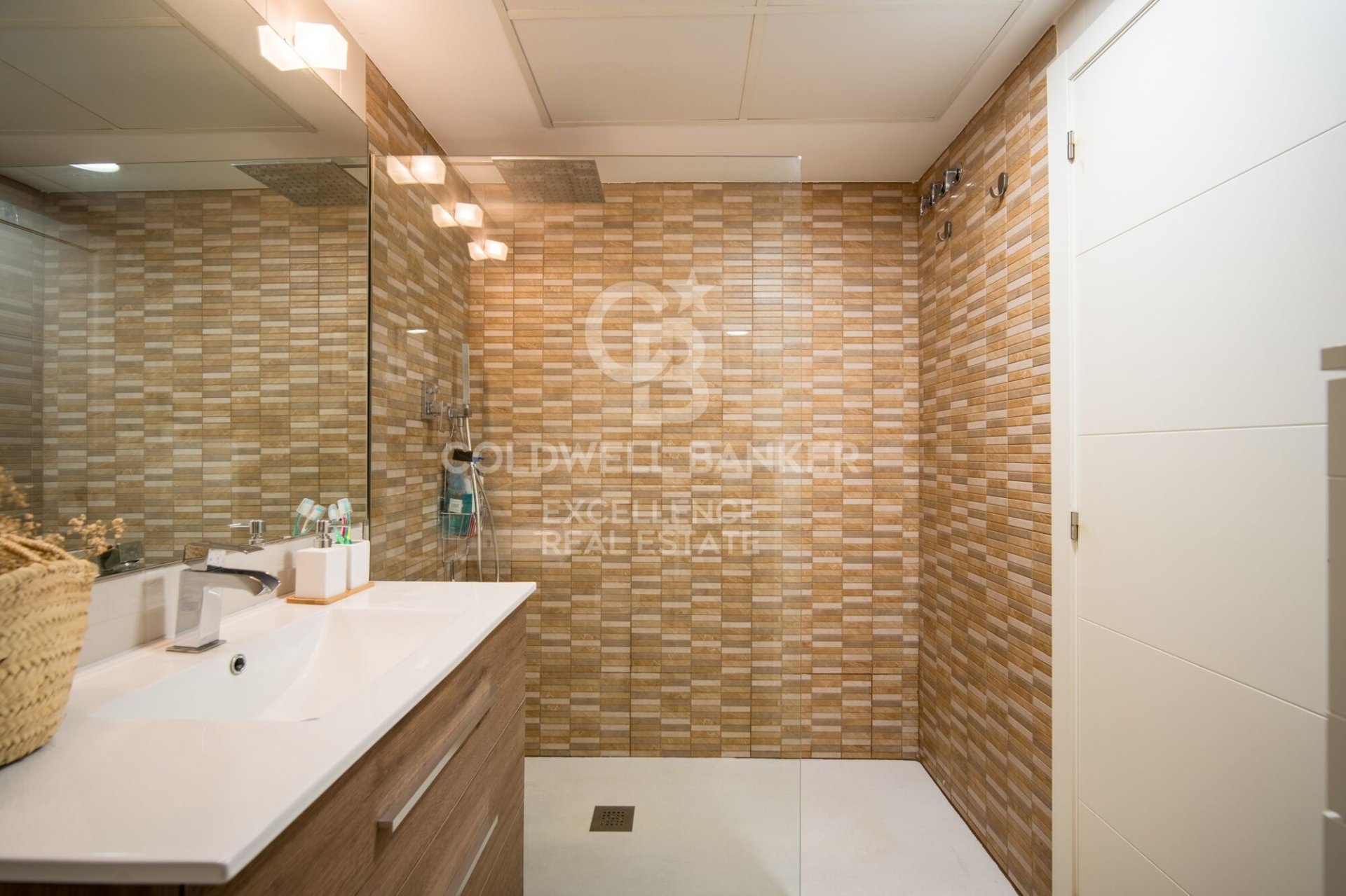 Apartment in Valencia, Spain 3 bedrooms, 128 sq.m. No. 179139