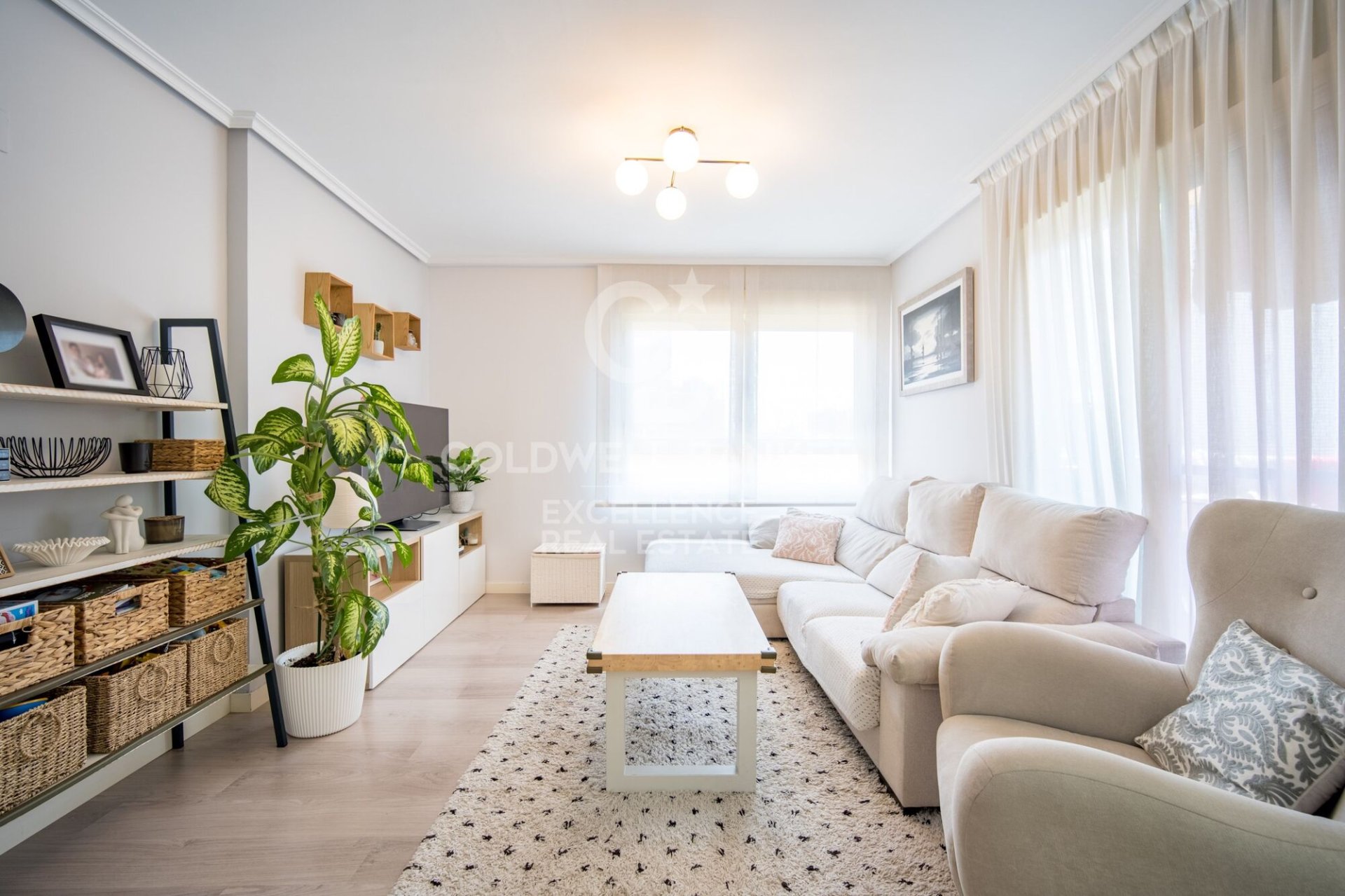 Apartment in Valencia, Spain 3 bedrooms, 128 sq.m. No. 179139