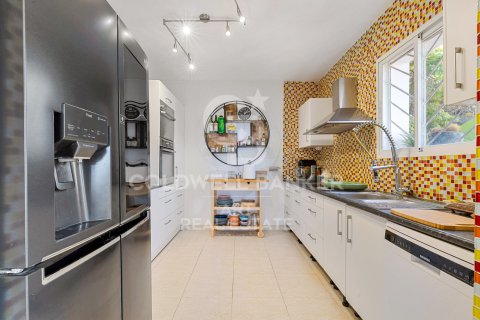 Villa à vendre à Estepona, Malaga, Espagne, 8 chambres, 708 m2 No. 179140 - photo 5