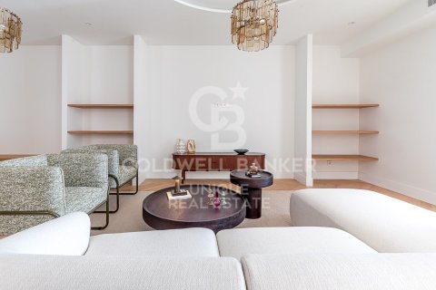 Apartment à vendre à Madrid, Espagne, 3 chambres, 176 m2 No. 179142 - photo 4