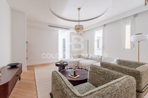Apartment à vendre à Madrid, Espagne, 3 chambres, 176 m2 No. 179142 - photo 7