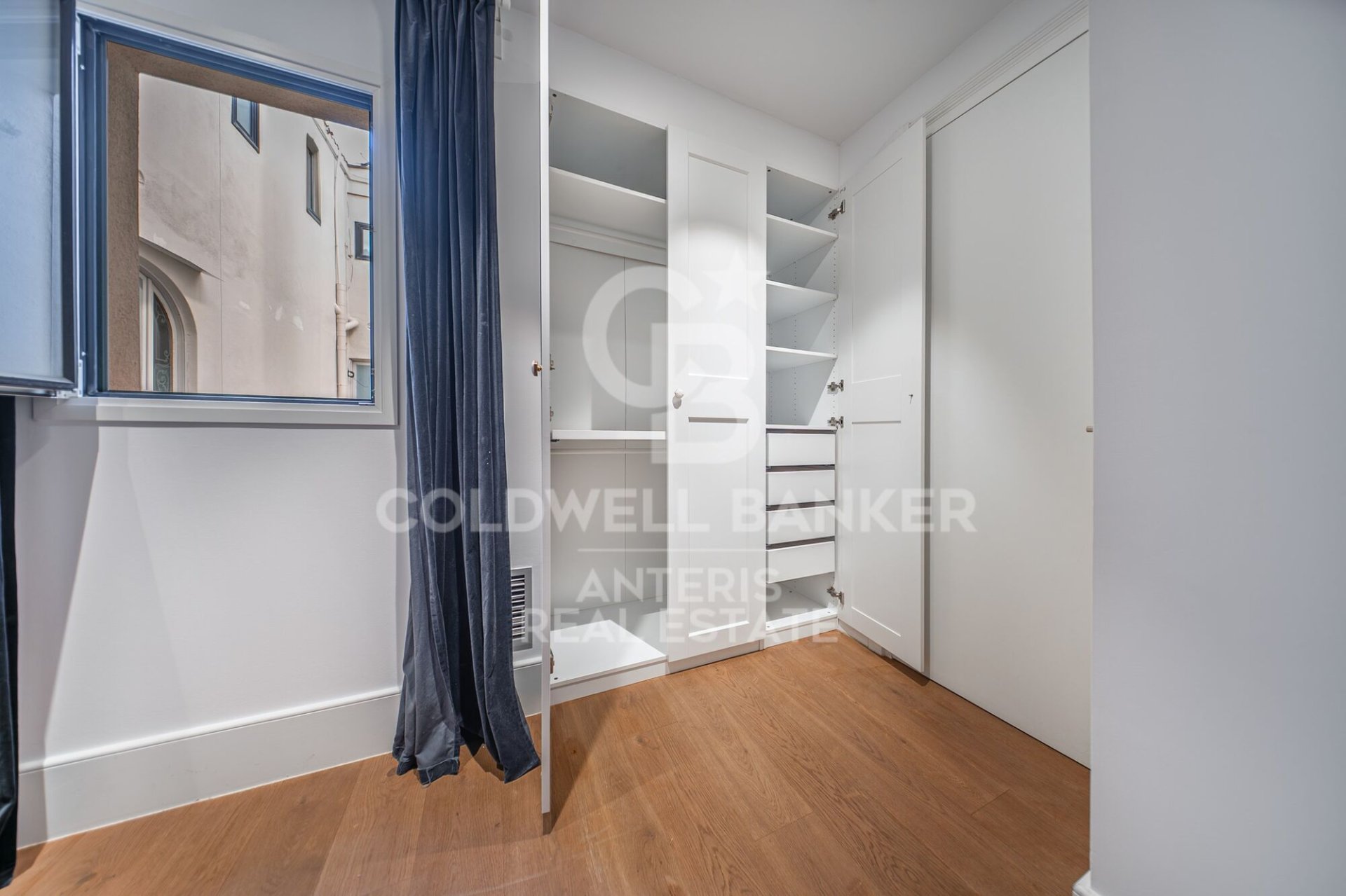Penthouse in Barcelona, Spain 2 bedrooms, 138 sq.m. No. 179144