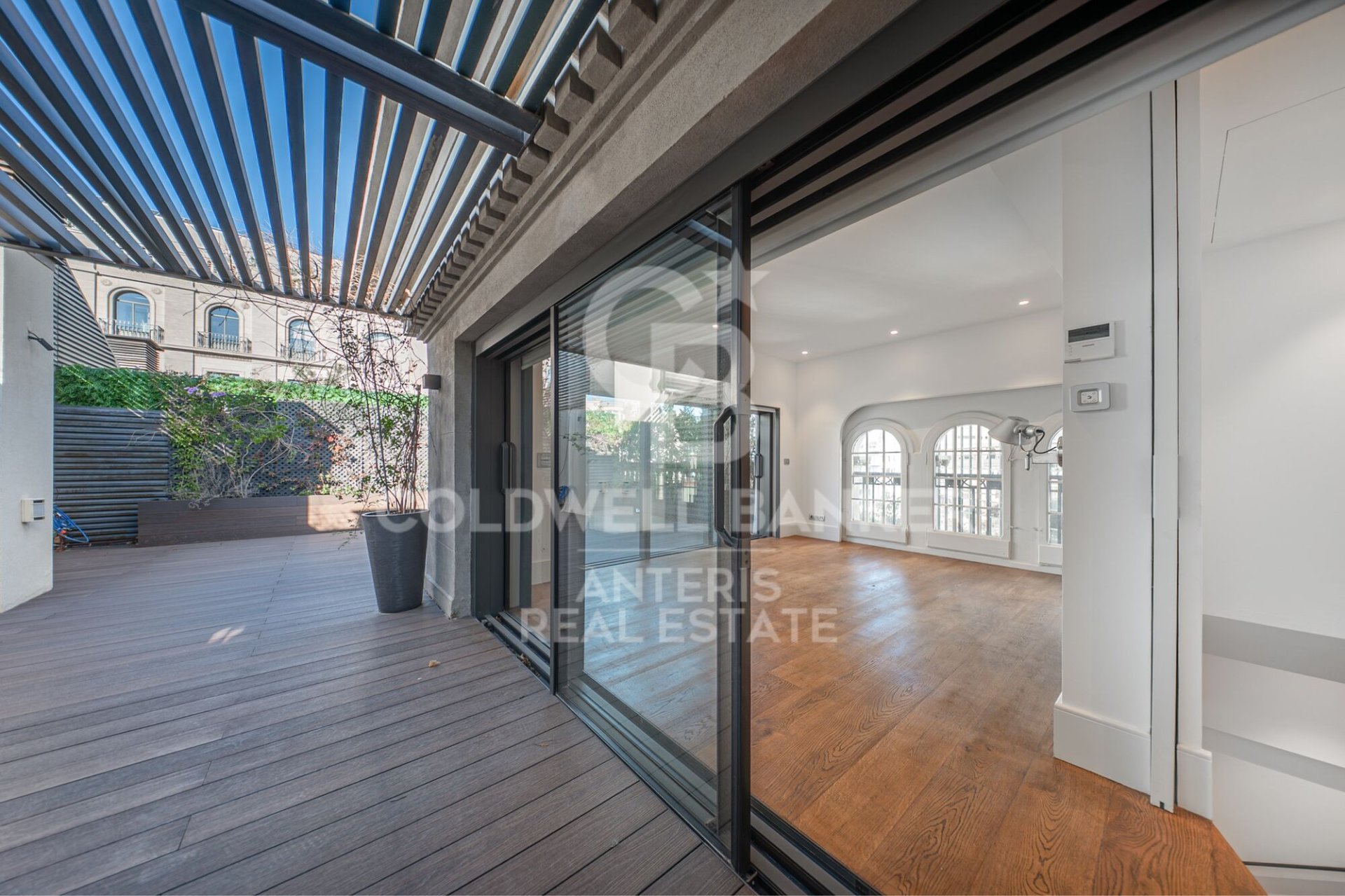 Penthouse in Barcelona, Spain 2 bedrooms, 138 sq.m. No. 179144