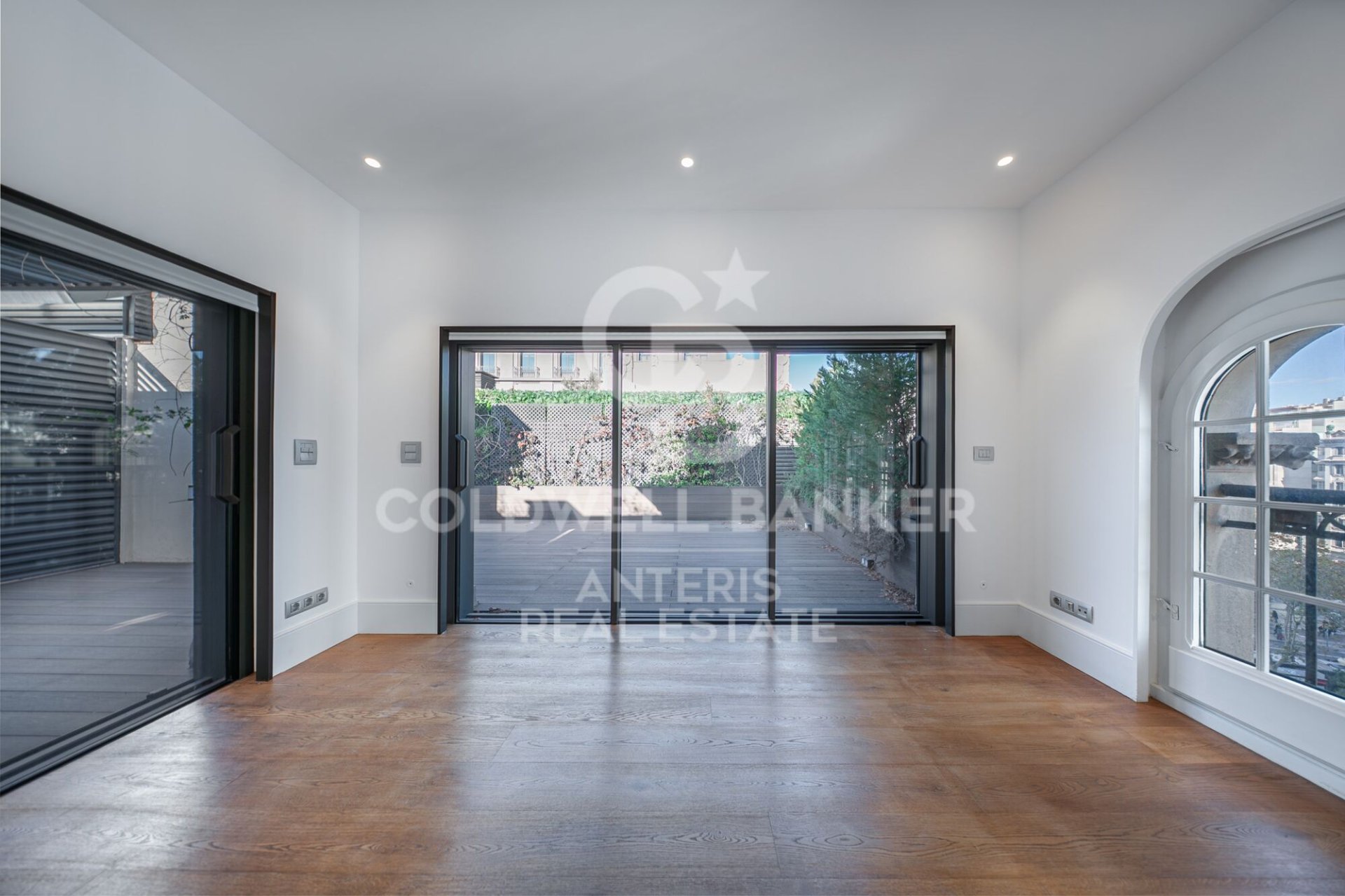 Penthouse in Barcelona, Spain 2 bedrooms, 138 sq.m. No. 179144