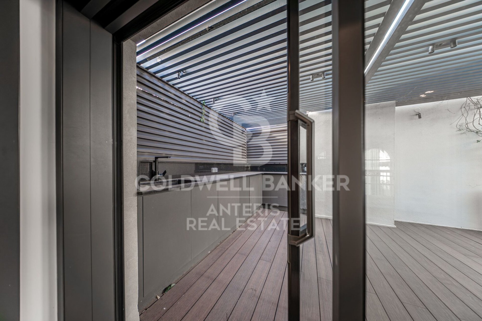 Penthouse in Barcelona, Spain 2 bedrooms, 138 sq.m. No. 179144
