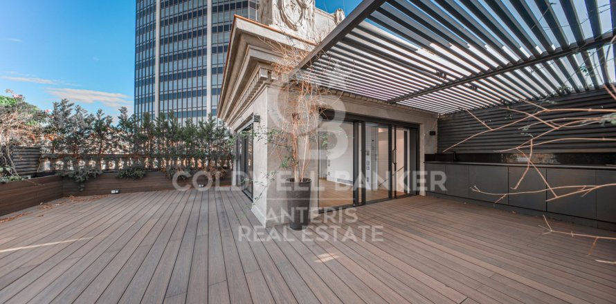Penthouse à Barcelona, Espagne 2 chambres, 138 m2 No. 179144