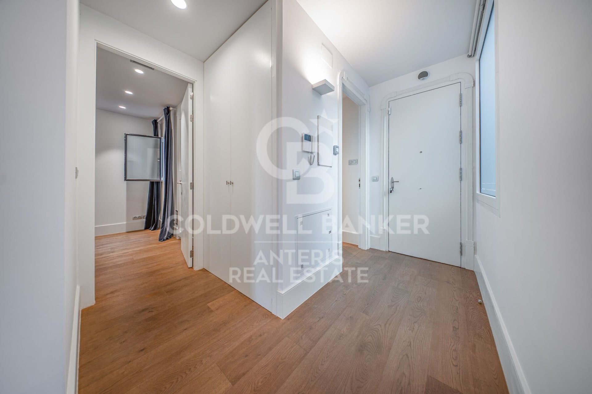 Penthouse in Barcelona, Spain 2 bedrooms, 138 sq.m. No. 179144