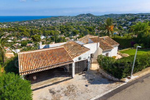 Villa for sale in Javea, Alicante, Spain 4 bedrooms, 325 sq.m. No. 157514 - photo 2