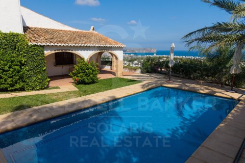 Villa for sale in Javea, Alicante, Spain 4 bedrooms, 325 sq.m. No. 157514 - photo 3