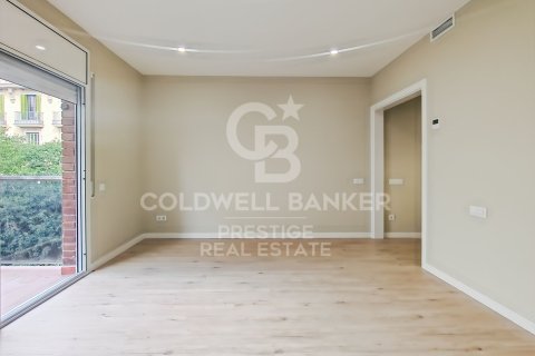 Apartamento en venta en Barcelona, España 3 dormitorios, 94 m2 No. 157513 - foto 4