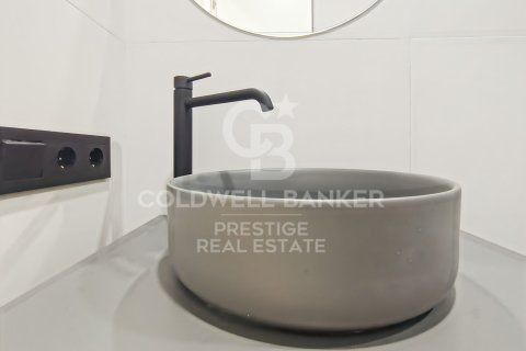 Apartamento en venta en Barcelona, España 3 dormitorios, 94 m2 No. 157513 - foto 15