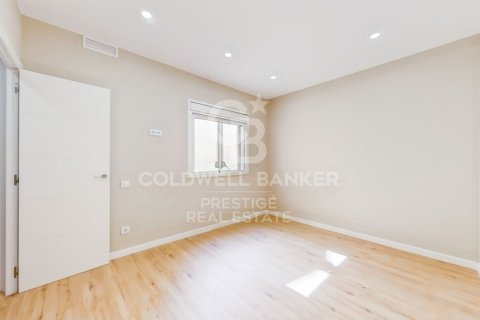 Apartamento en venta en Barcelona, España 3 dormitorios, 94 m2 No. 157513 - foto 17