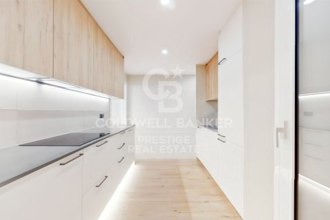 Apartamento en venta en Barcelona, España 3 dormitorios, 94 m2 No. 157513 - foto 7