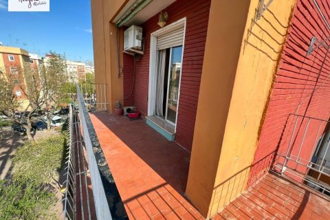 Huoneisto vuokrattavana Valencia, Espanja, 1 makuuhuone, 93 m2 No. 165206 - kuva 12