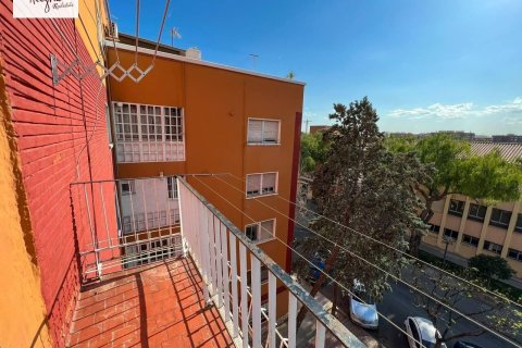 Huoneisto vuokrattavana Valencia, Espanja, 1 makuuhuone, 93 m2 No. 165206 - kuva 13