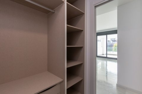 Apartment for rent Marbella, Malaga, Spain 3 bedrooms, 140 sq.m. No. 107045 - photo 3