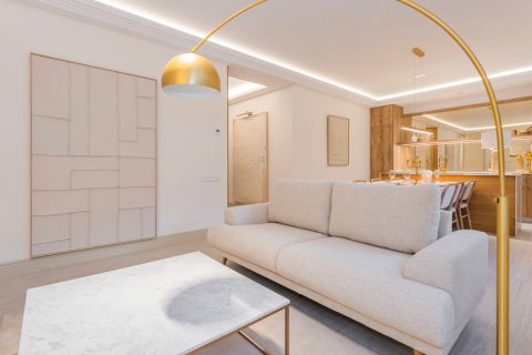 Dzīvoklis pārdošanā Madrid, Spānijā 3 istabas, 97 m2 Nr. 107047 - attēls 3